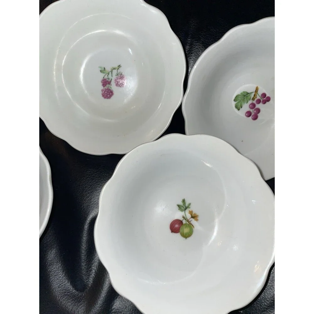BIA Cordon Bleu White Scalloped Fruit Bowls Set of 5 Porcelain Made in China